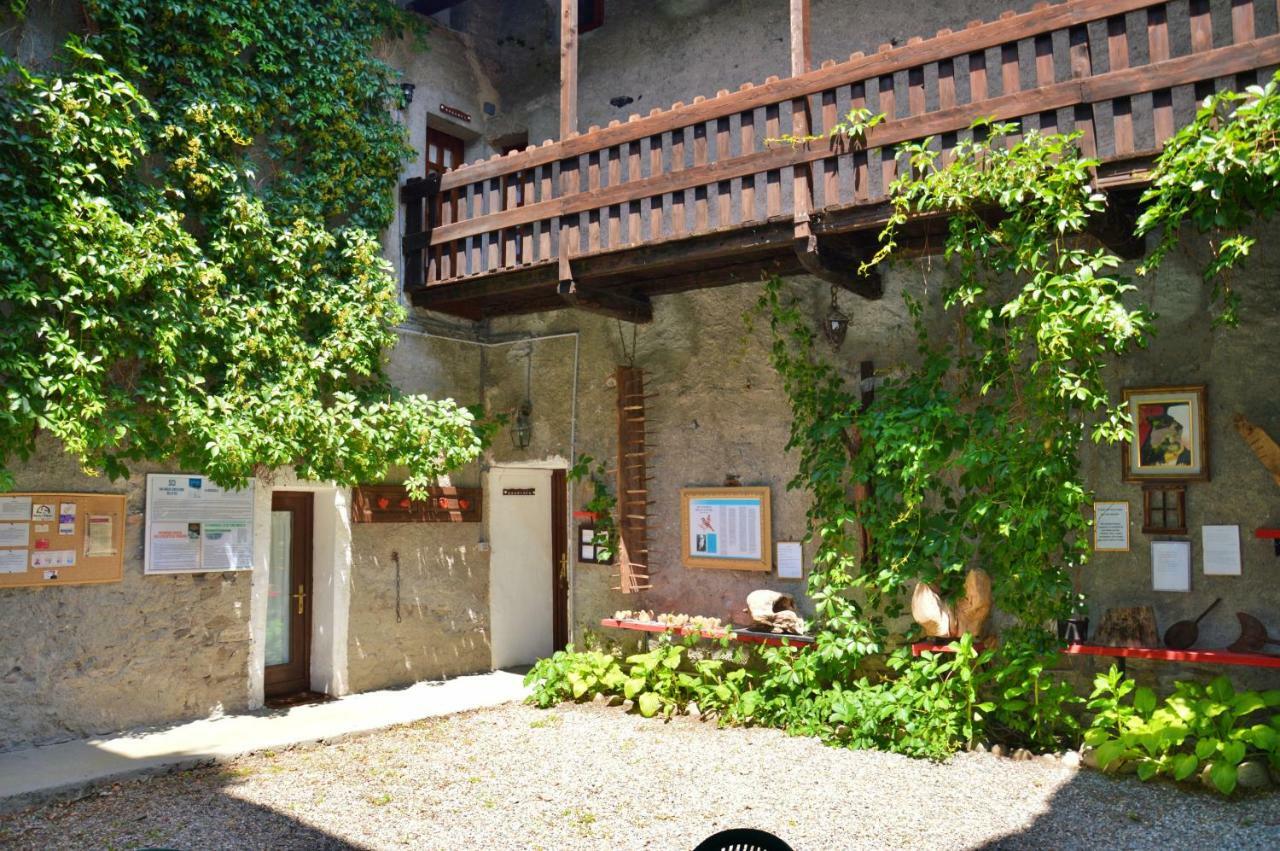 Cascina Des Religieuses Aosta Exterior foto
